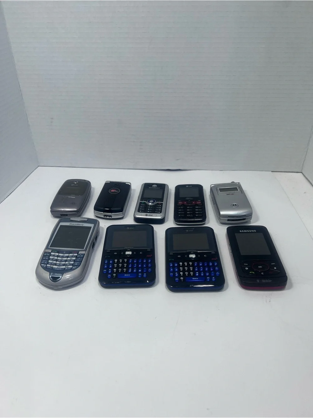 Assorted Cell Phone Lot - Various Brands in Black and Silver